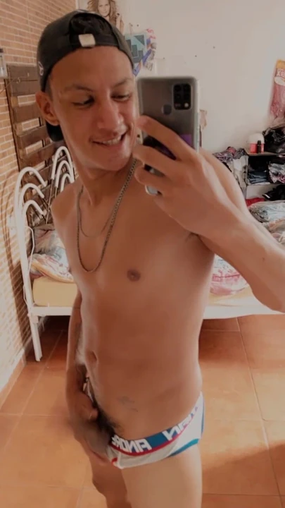 Solo em casa