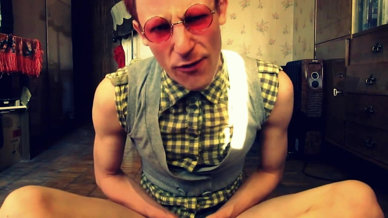 TWINK IS ALWAYS HUNGRY FOR RAW COCK