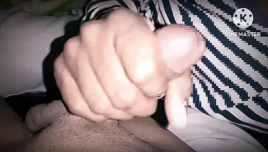 Бойфренд Ко делает минет Diya XXX