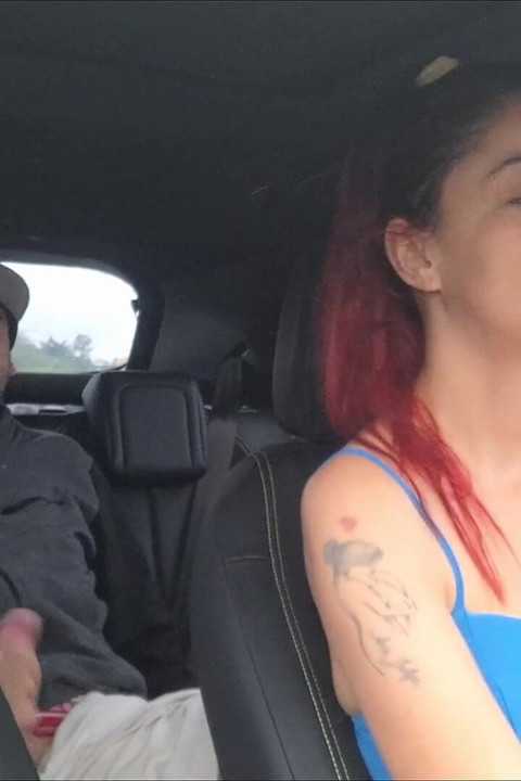 App Driver Fucks His Unknown Passenger!