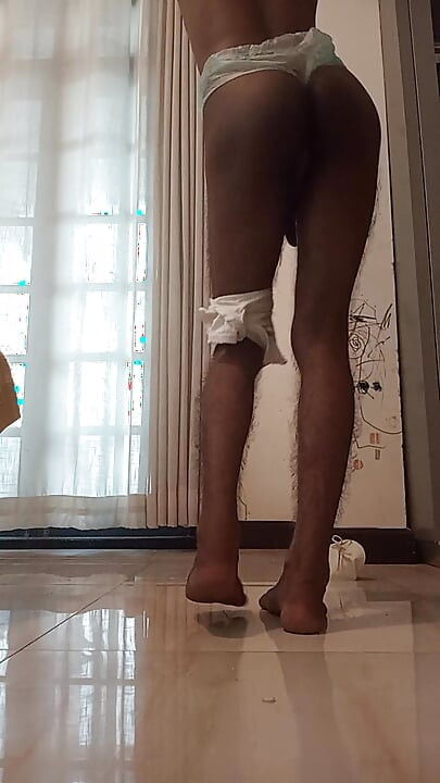 I am back. Enjoy my natural dick