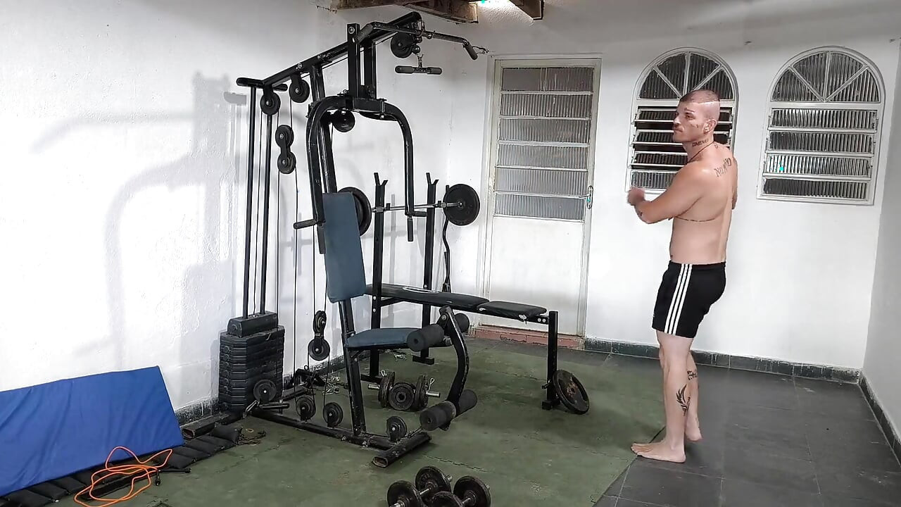Carmona Training Naked