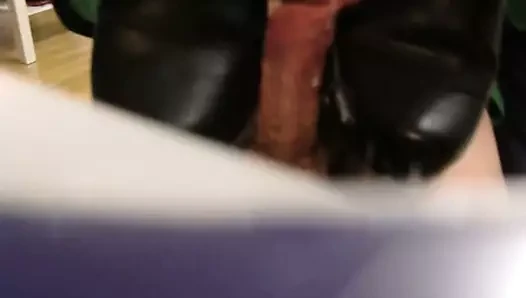 Sağladım siyah ayak bileği çizmeler
