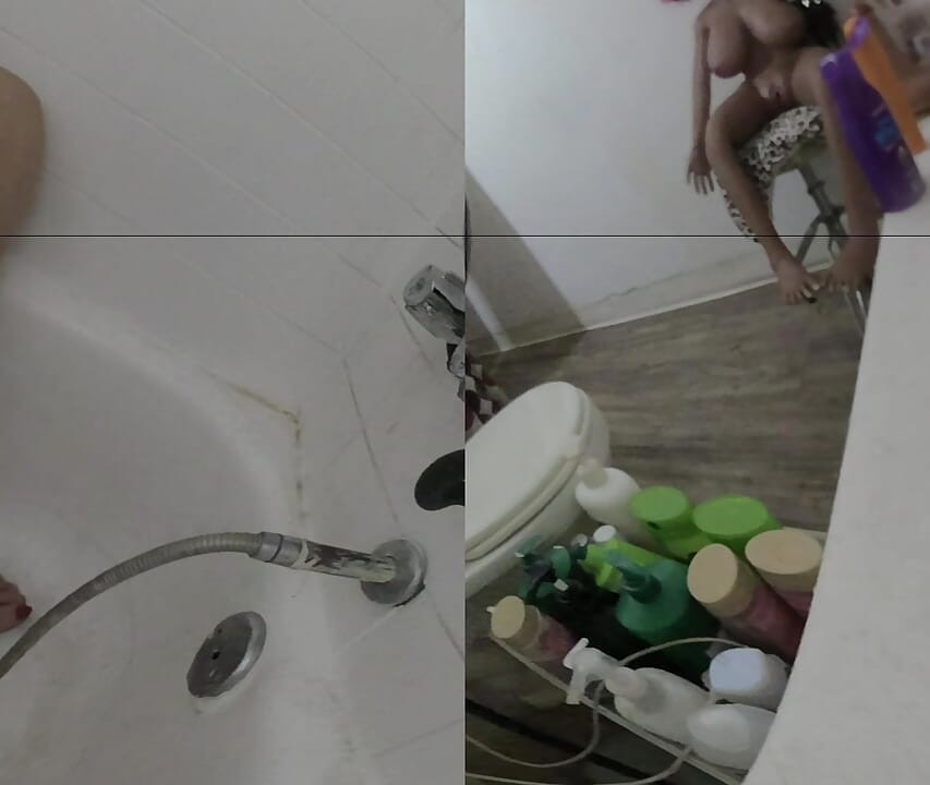 Lizzy Yum VR August 2025 Dilating #96