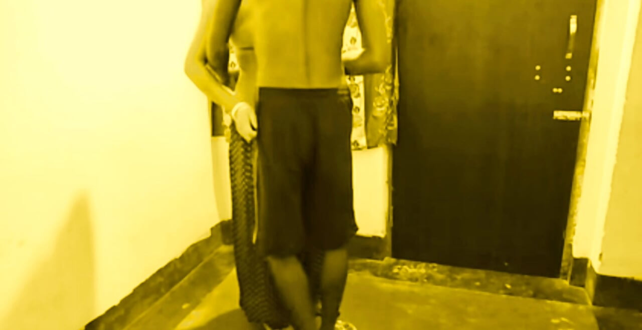 Hot Bhabi come neighbour home for Big black cock fuck..