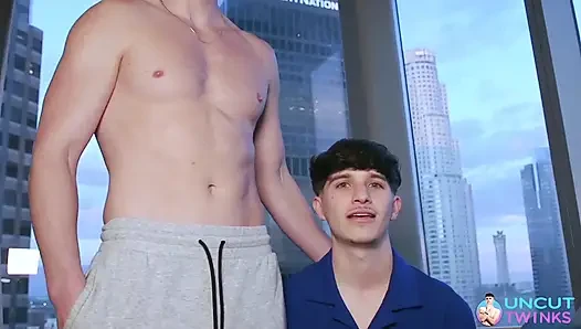 Big White Cock Fucks Uncut Twink Jay Magnus
