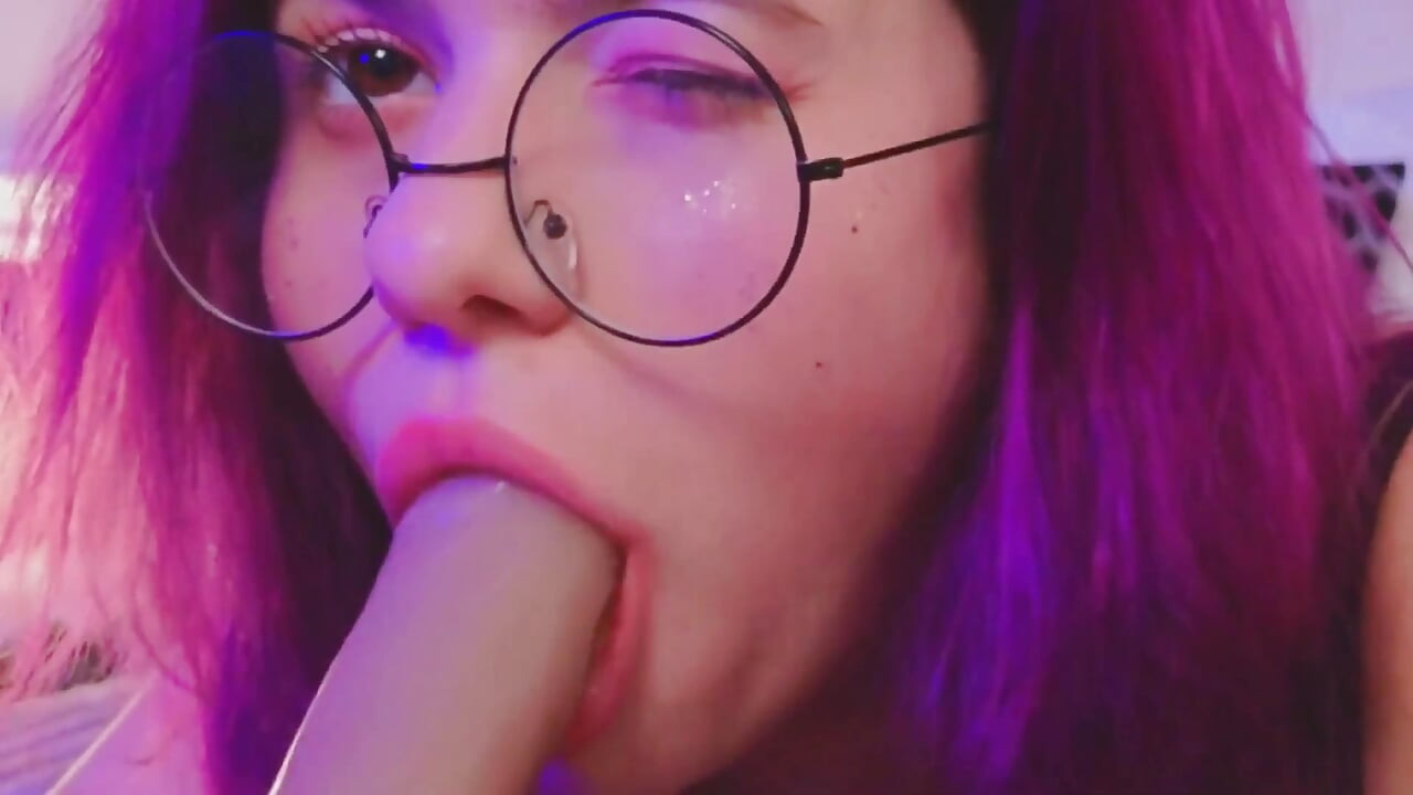 Πίπα σε κοντινό πλάνο Δες με να σε γαμώ με το στόμα μου