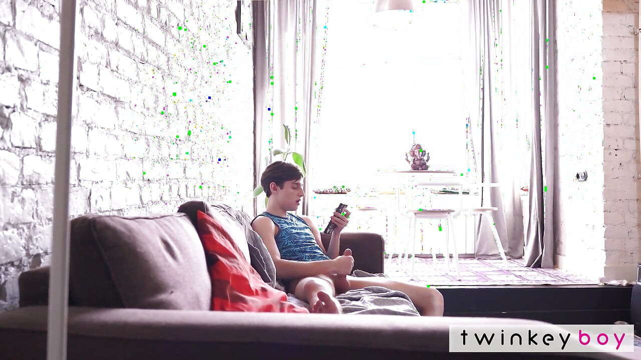 TwinkeyBoy: Hot young twinks bareback flipfucking
