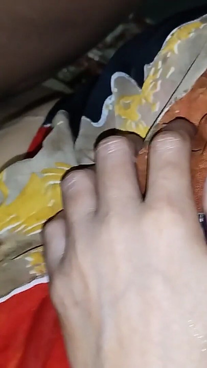 2부 홈메이드 Shuhag Rat Ko Dewar Ji Nay Bhabhi Ko Pela | 클립 1