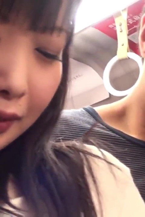 Crowded Bus Temptation - Surrounded by Married Women Who Turn the Tables on Him - Part2