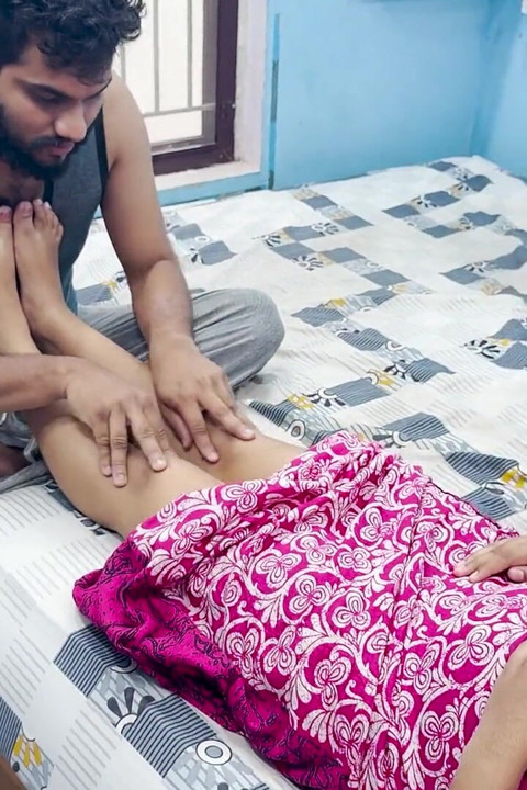 Step Stepbrother Seduce Step Stepsister for Feet Massage and Feet Kiss
