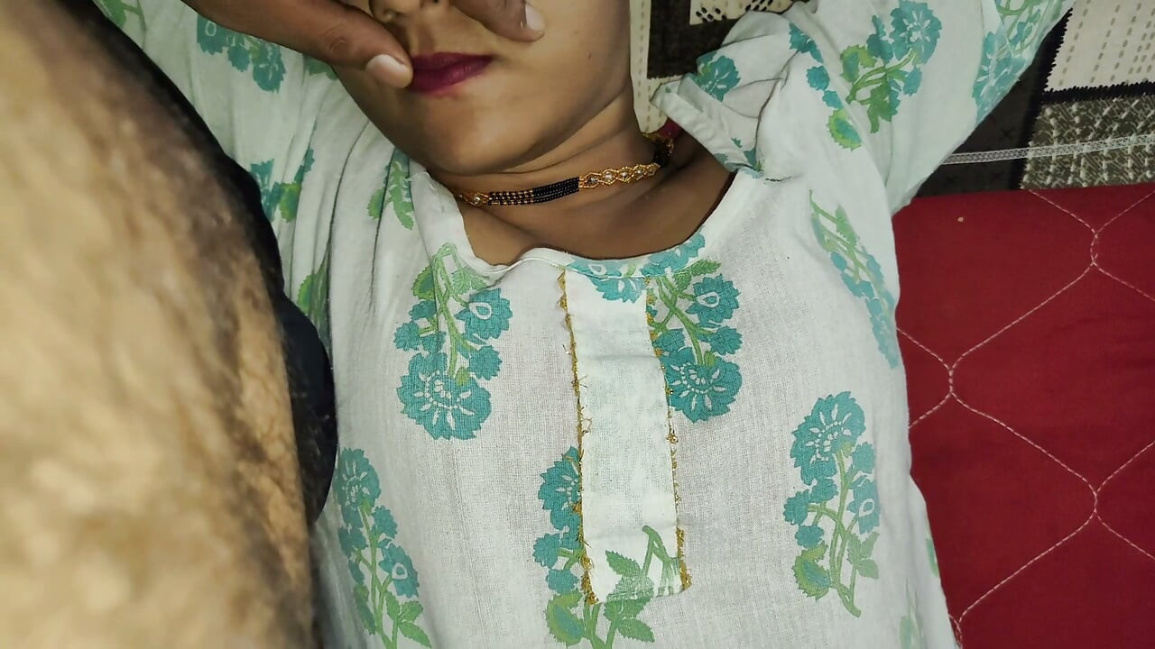 Indian desi bhabhi fucking hard cum inside pussy