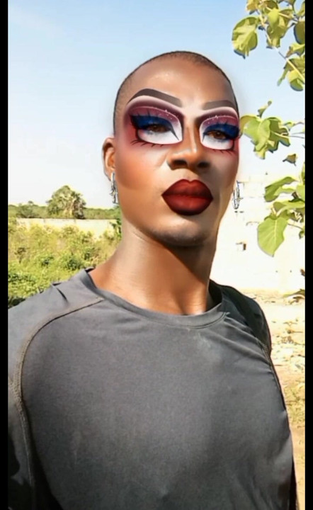 A little walk I want.