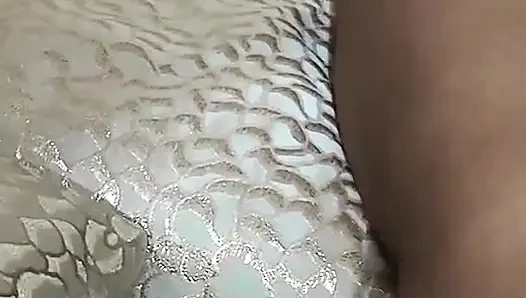 Tukang pijat august skye fingering memeknya pakai jari sarah arab untuk muasin memeknya