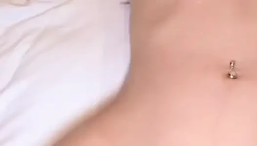 Bir plan üçe dönüşüyor, sözler beklenmedik bir geceye yol açıyor 1.