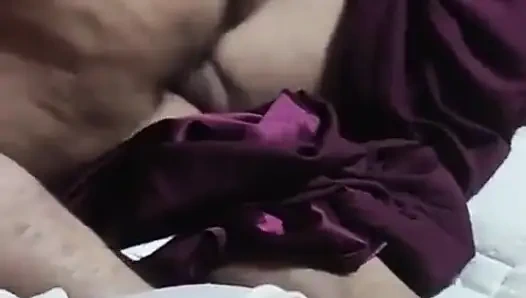 Ehefrauentausch Mit Freund, Echte Arabische Ehefrau, Mit Freunden Teilen