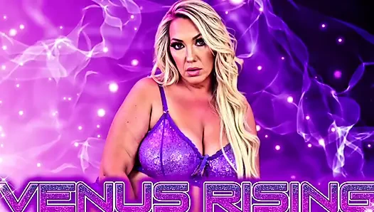 Lesbische MILf verführt sexy latina-nachbarin