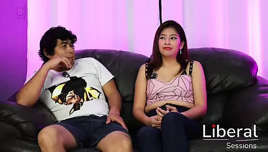 COUPLE OF STRANGERS MEET TO FUCK