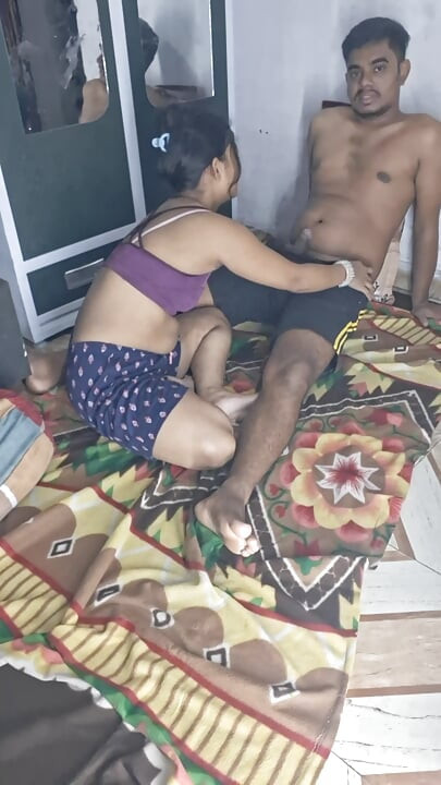 SweetMegha indian bhabhi seduces her vagina with finger and devar caught her fucking full hardcore hindi audio sex full night