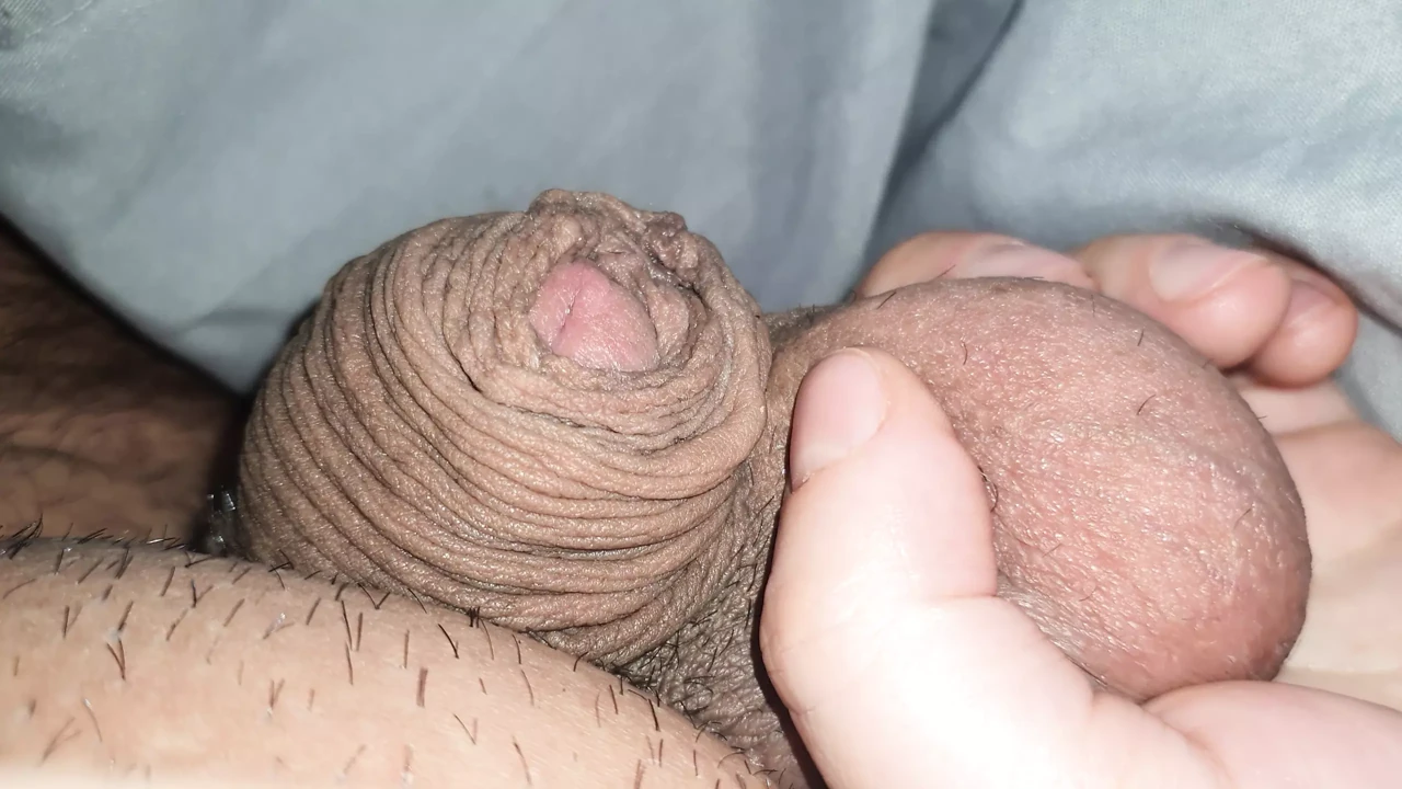 Step mom pulls hard on step son balls to woke up