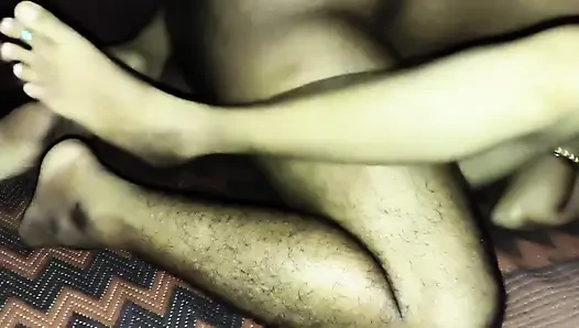 Beyaz kız zenci adam tarafından sikiliyor