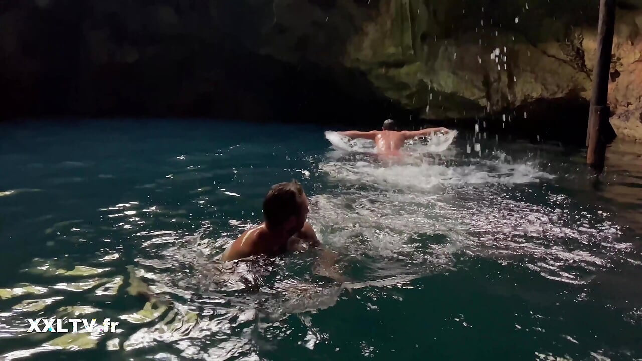 Foursome with Rebecca Volpetti and Tiffany Leiddi in Mexico