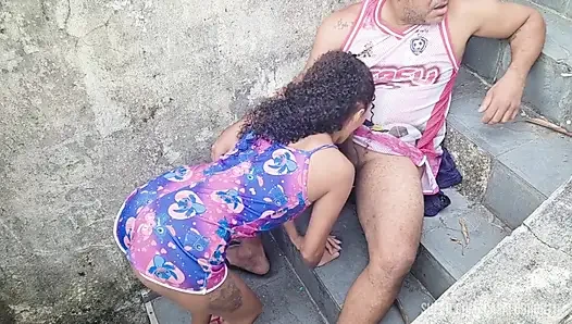 Putri tiri saya memberikan pantat