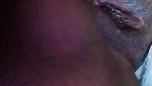 Ateşli brunet Afrikalı kız