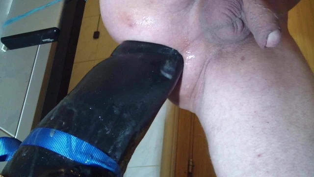 Slow anal training - 01