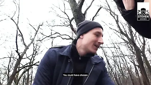 Açık havada boşalma! İnek sürtük herkesin içinde sert bir sikişi hak ediyor: Stella Star - StevenShamedating