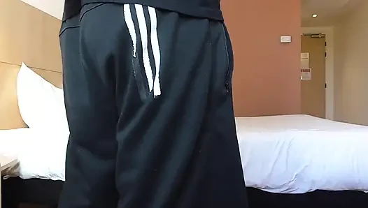 Ngentot buru-buru sama tante perla rubia. Creampie