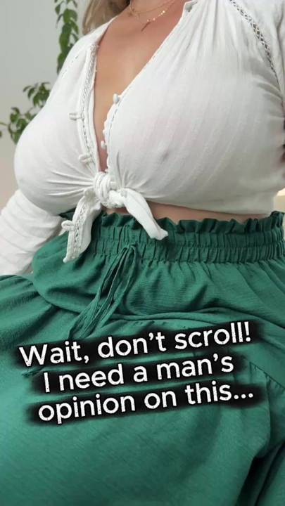 We're going shopping, the woman looks wonderful.
