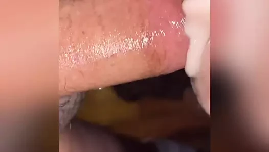 Part3 adam etli oyuncak kullanır