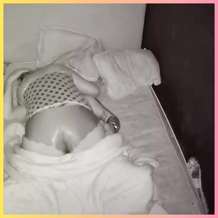 PUCHIS - LATINĂ MATURĂ SE BUCURĂ DE UN COCK DELICIOS