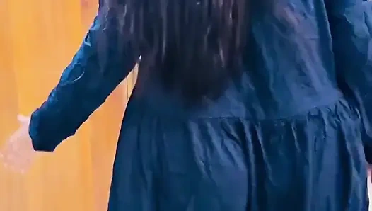 Видео от первого лица: горячую мусульманскую 18-летнюю крошку жестко трахают на утренней тренировке