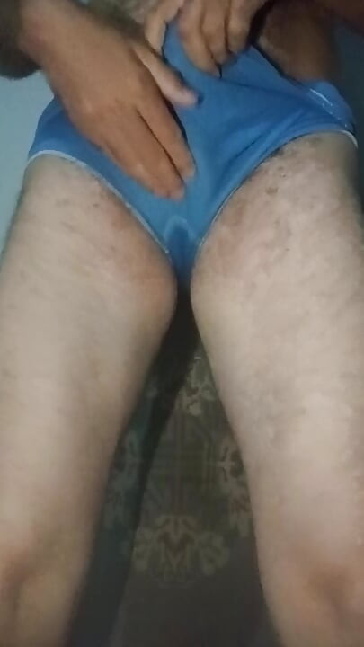 Authentic cock masturbates