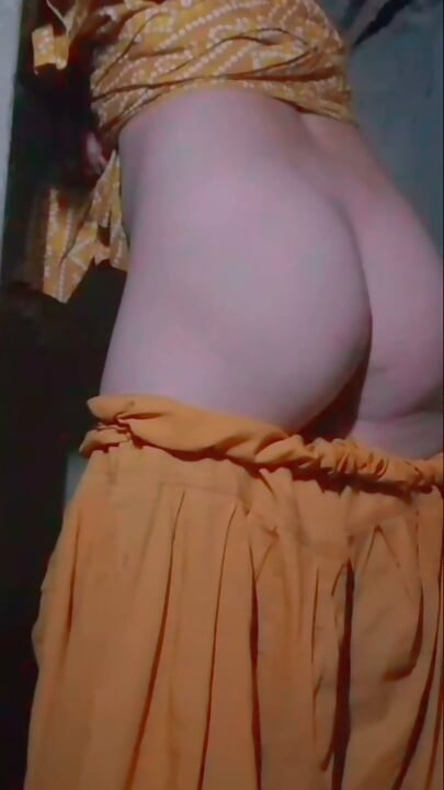 Hot ass sexy girl looking for cock