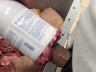 Masturbador de carne e porra no trabalho