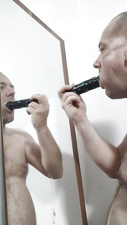 Pratique de la baise par la gorge