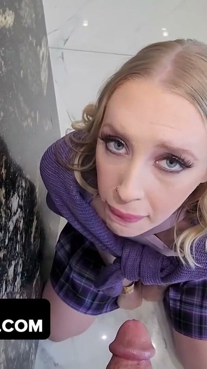 Step Daughter Adrianna Jade Takes Sex Lesson From Step Dad And Bestie On Valentine's Day - DadCrush | Clip 2
