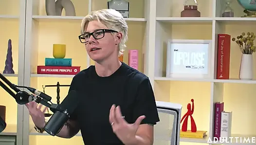 Khloe Kingsley: Squirting vor kamera & roten Flaggen