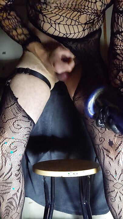 Anal destruction, fisting and foot dildo .Spreading my rose