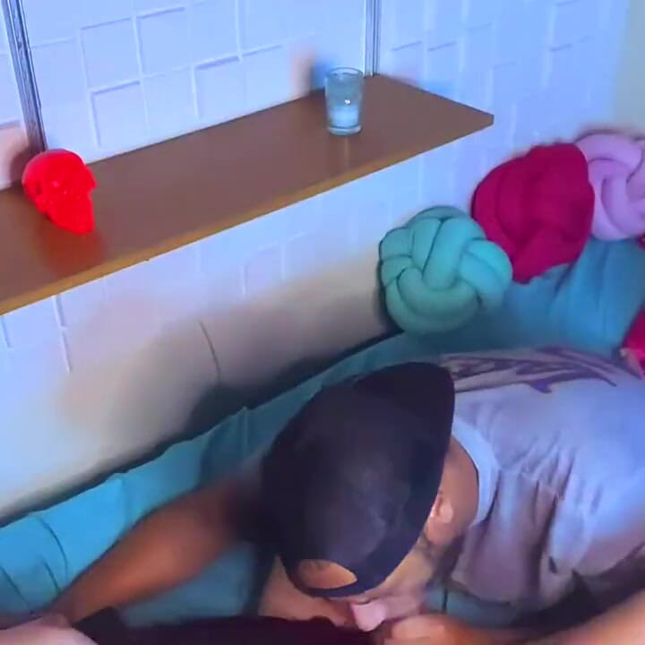 กูรักมึงช่วยตัวเองและดูดควยกูแบบนี้