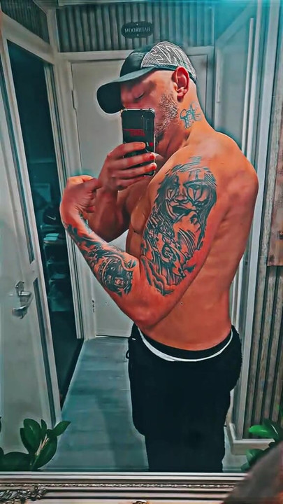 6ft 4 tatuagens de cabelo preto pau de 9poletas