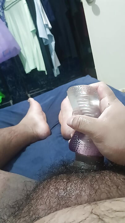 Igranje s mojom igračkom + svršavanje