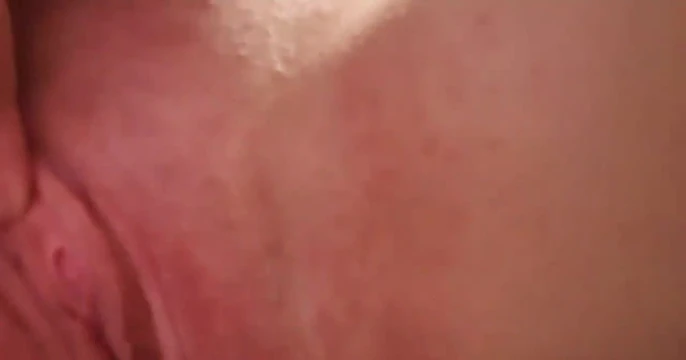 Elle se doigte pour moi
