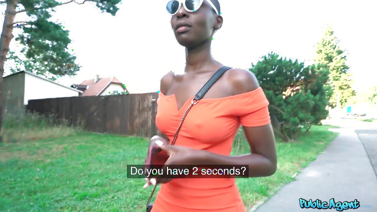 Public Agent - Shaved Head Queen Zaawaadi Loves White Dick