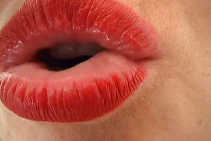 Close up Dirty Talking and Pussy Playing with German Babe