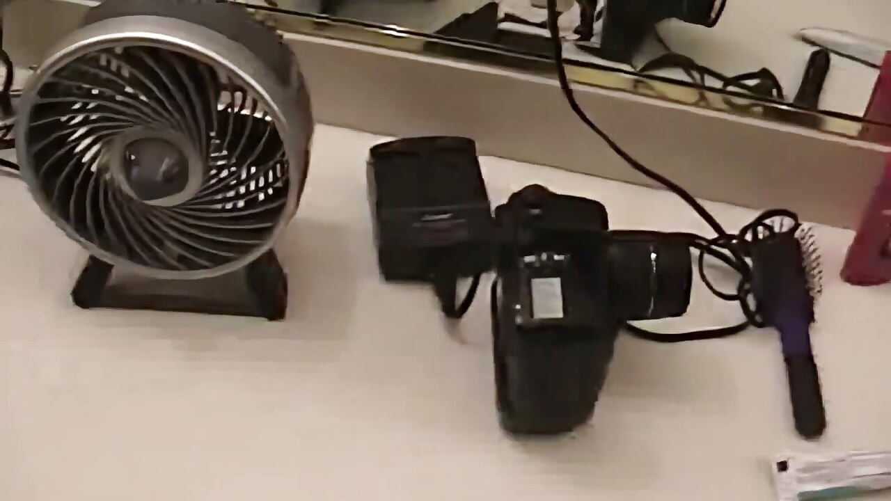 Tóc đỏ bú cu và hứng lượng tinh khổng lồ trên khuôn mặt