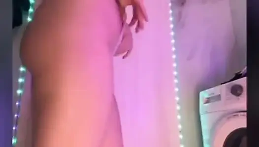 Extreme Shower Show. Squirt in Public. Anal Fuck in Shower. Close up Fucking.